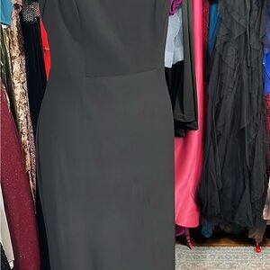 Sophisticated Black Midi Dress